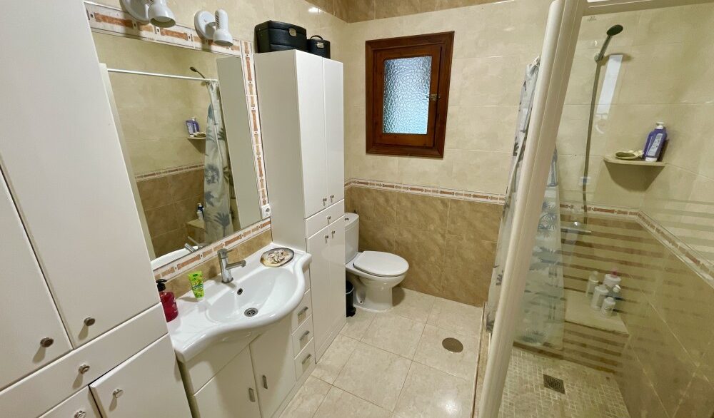 Bathroom CSH87
