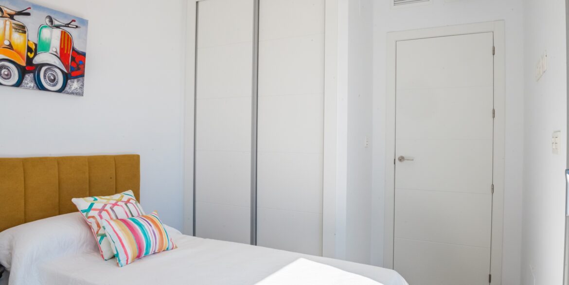 d65fd81d102f7765fd81d102fb0