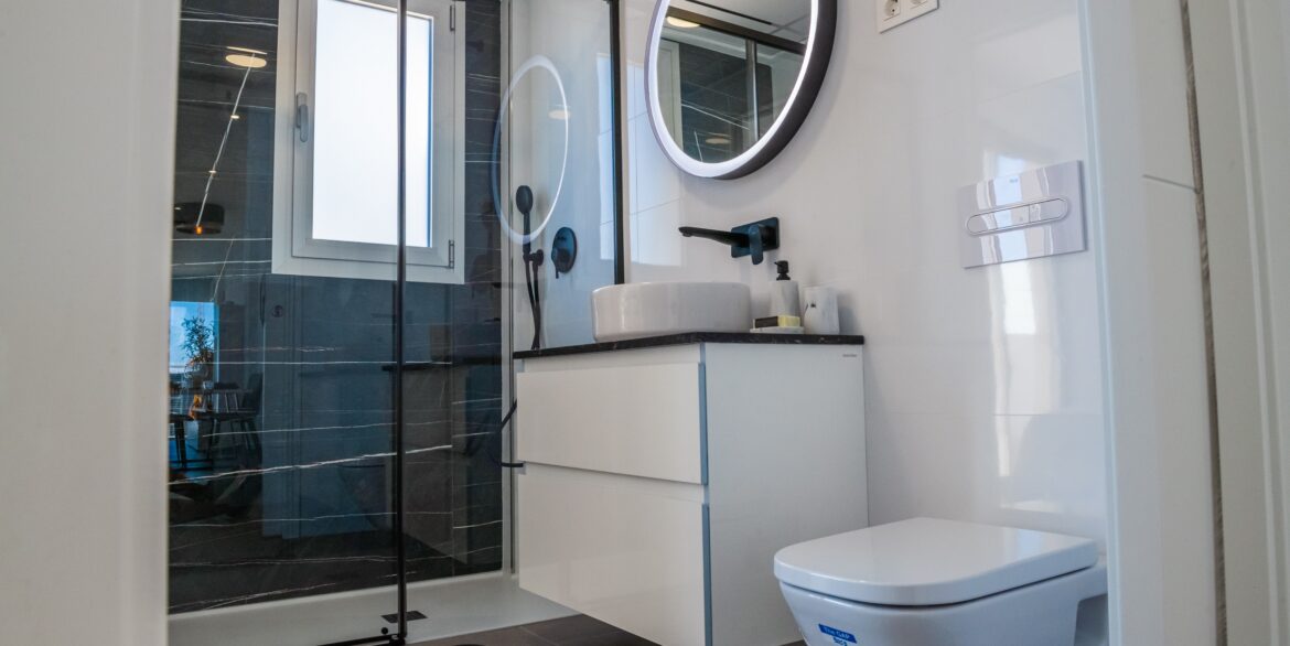 d65fd81dc0fc8865fd81dc0fccb