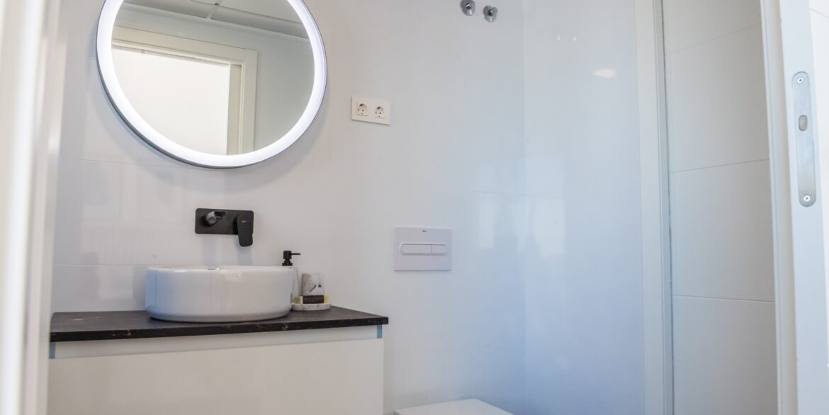 d65fd81e855d7d65fd81e855db5