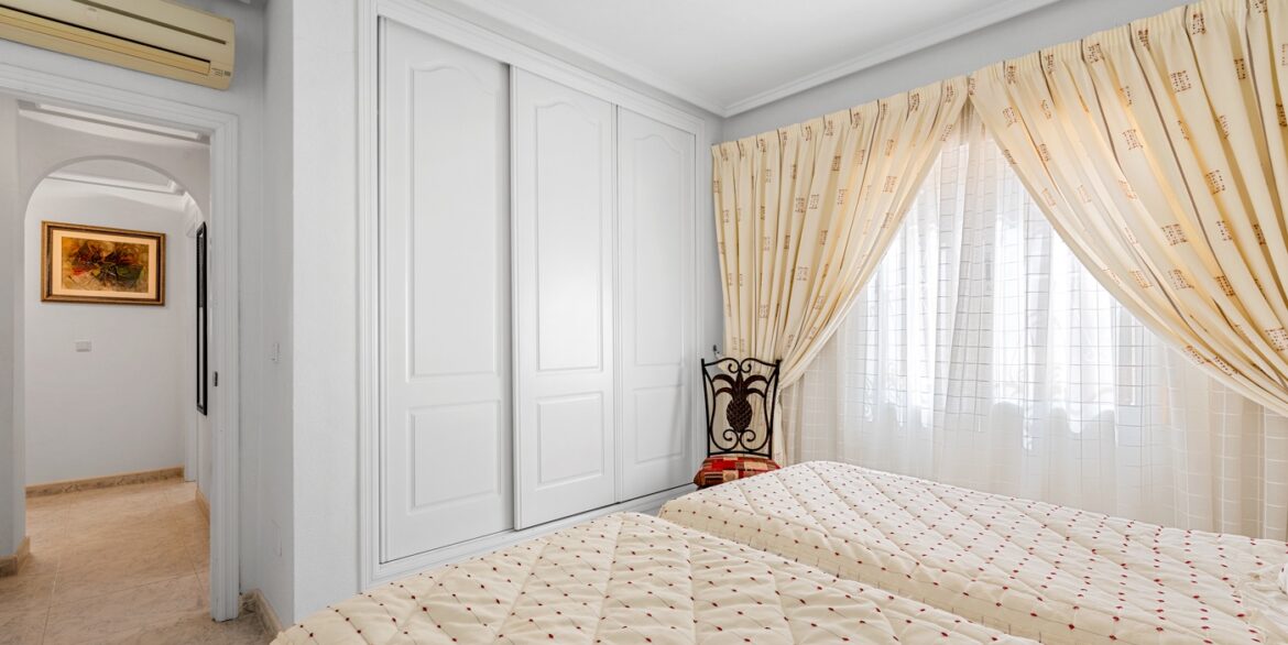 d6992e06556fe16992e06556fe4