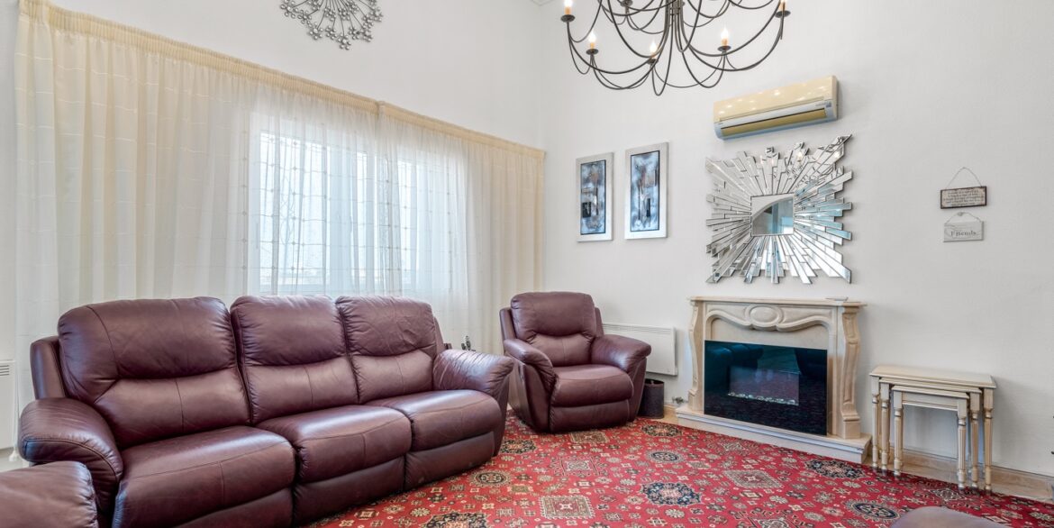 d6992e065838d06992e065838d3