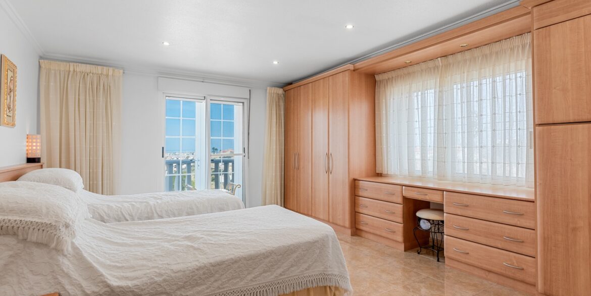 d6992e065a076f6992e065a0777