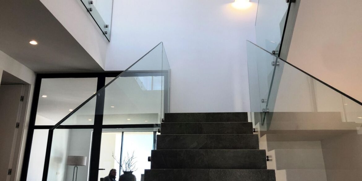 frontpic16-GL001-1280x960