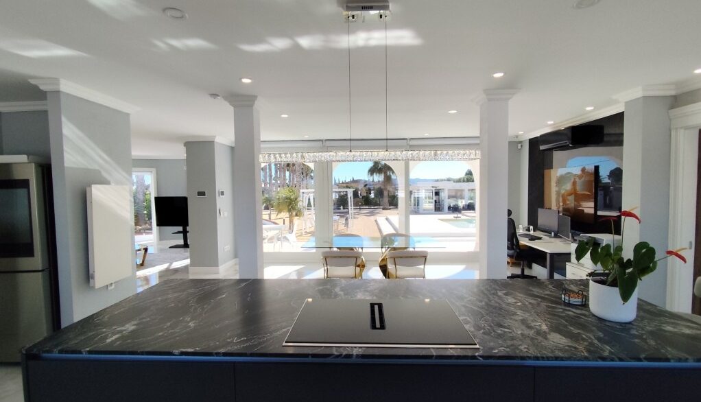 full_1237965_65786360