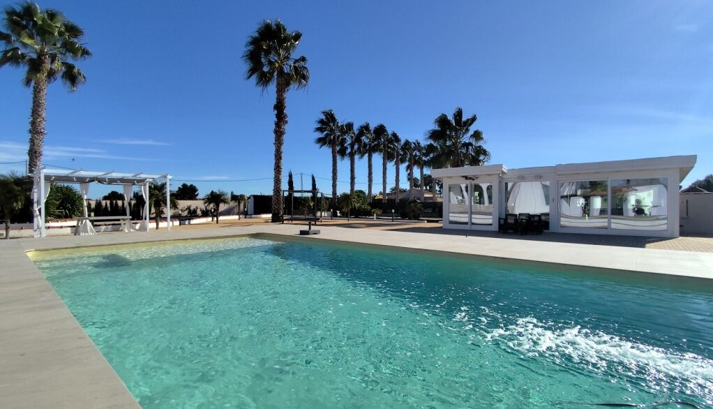 full_1237965_65786379