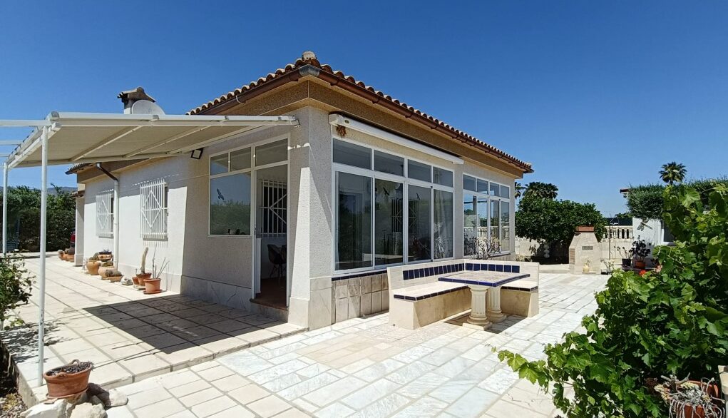 full_1450055_64493989