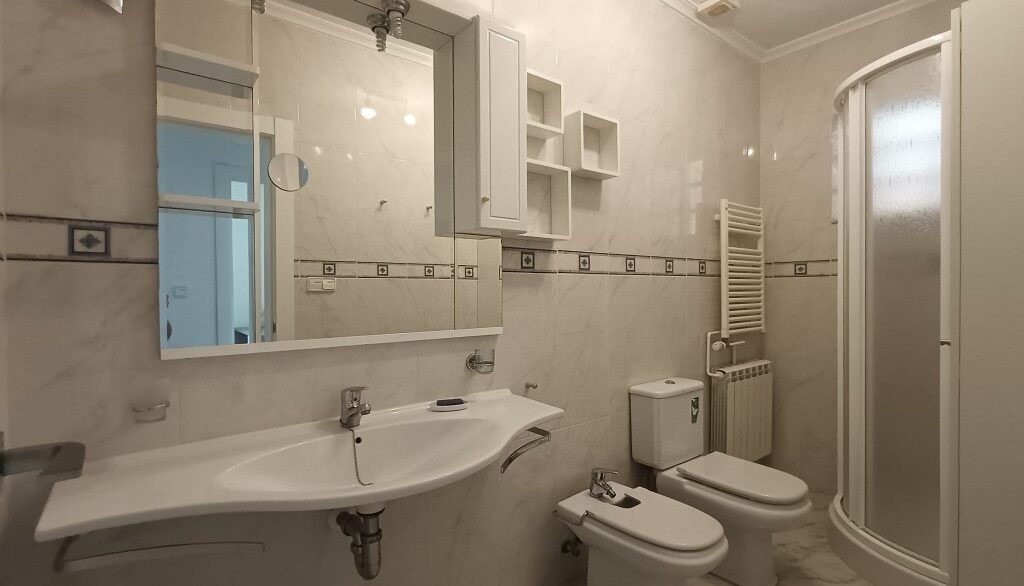 full_1450055_64494007