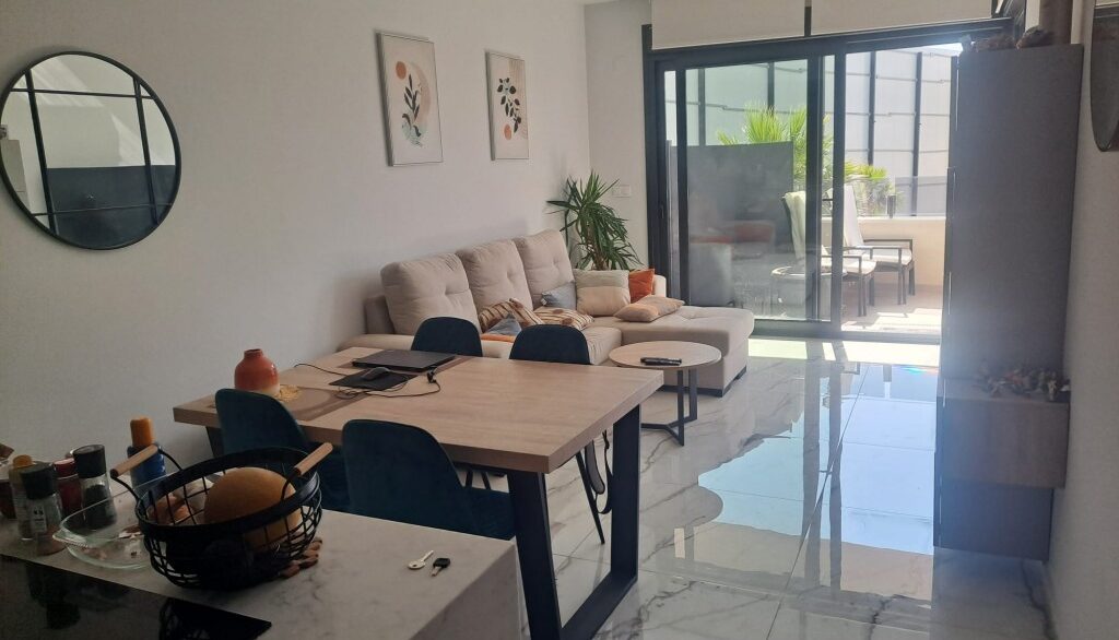 full_1467877_64889114