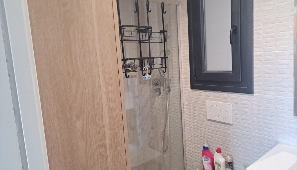 full_1467877_64889120