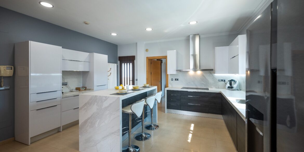 o_1g921s22u1v1h1mr5s6kg9k1njb2v