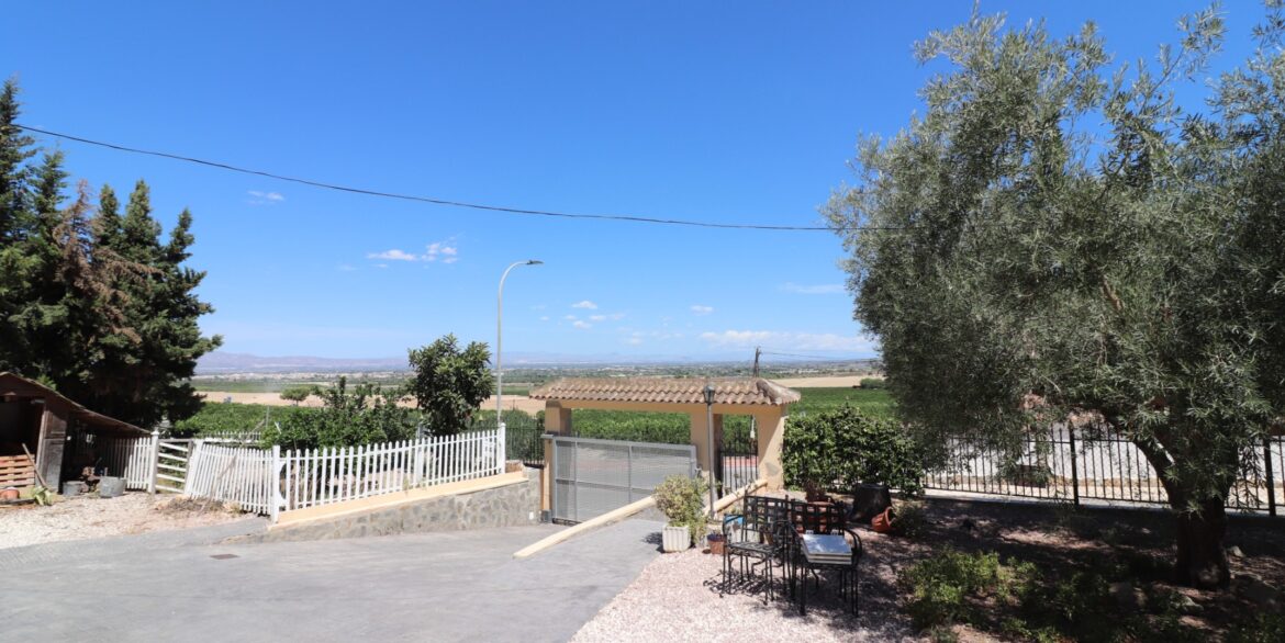 o_1hap1u3t2n7f31iu0tg8b1n0n3u