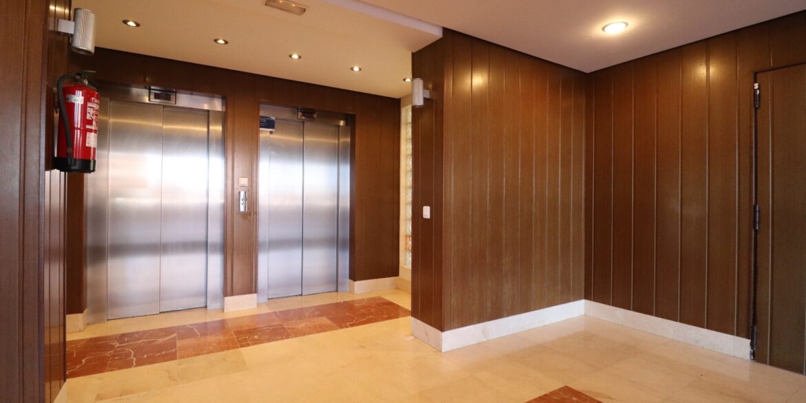 o_1hs7uduui1us81rf51cn1pab1ktc3b