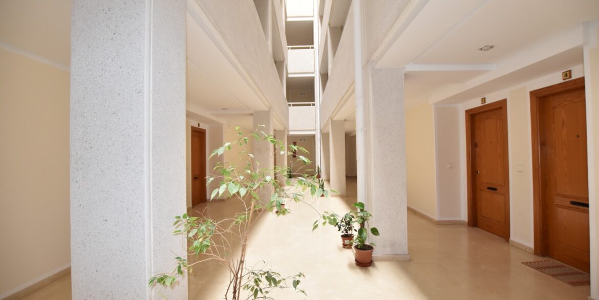 o_1hsa8gq3m19h4aeifph15me16l85c