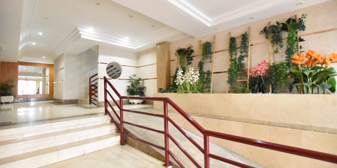 o_1hsa8gq3m1gu11tkh1e4cojcun45f