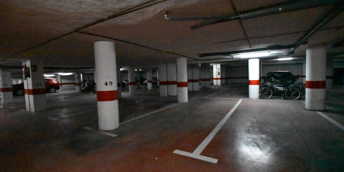 o_1hsa8gq3m1mkn1omjesn1ao79515d