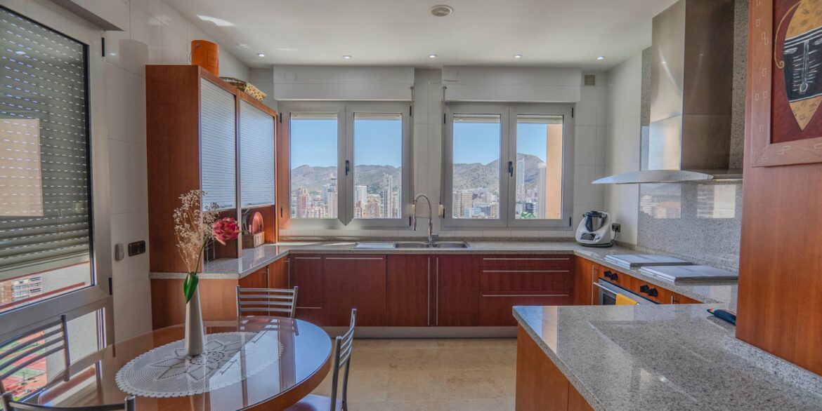 o_1ht9dahin1ea41ko1gtag4uj1c4c