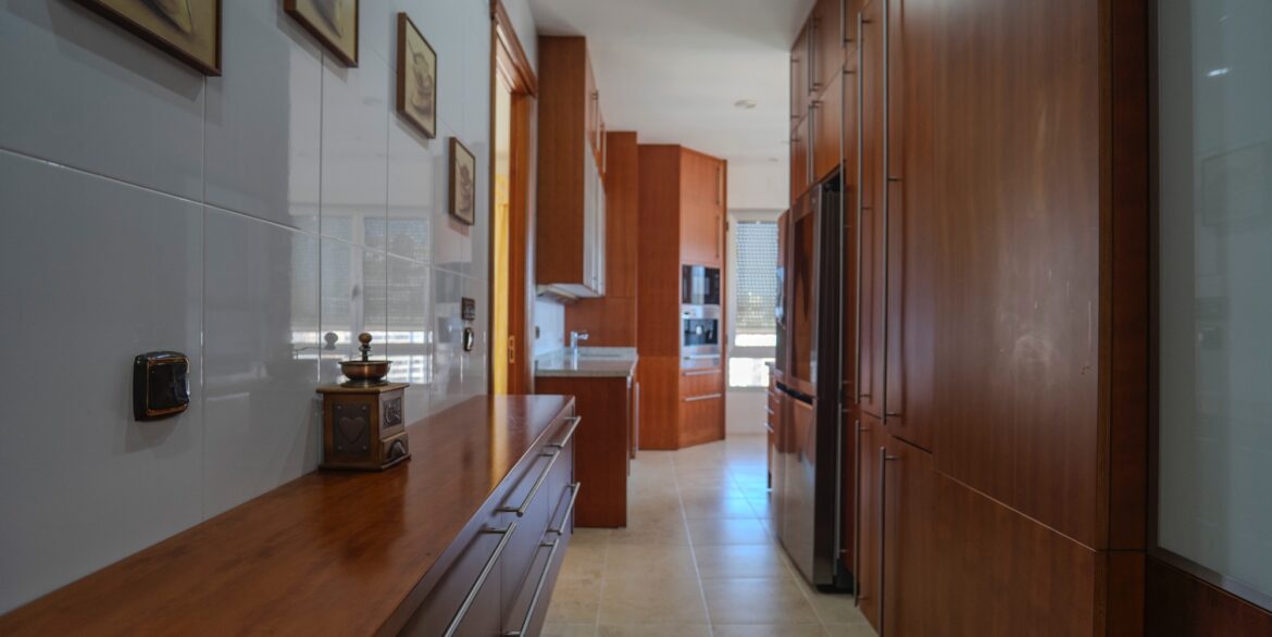 o_1ht9dahin1pttkp21q1nj961g7l3m