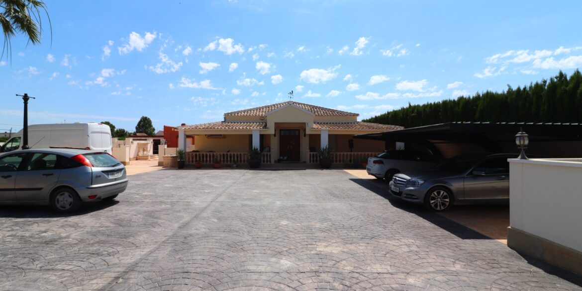 o_1i1f3s5eml0h1bat1qcceji9333m