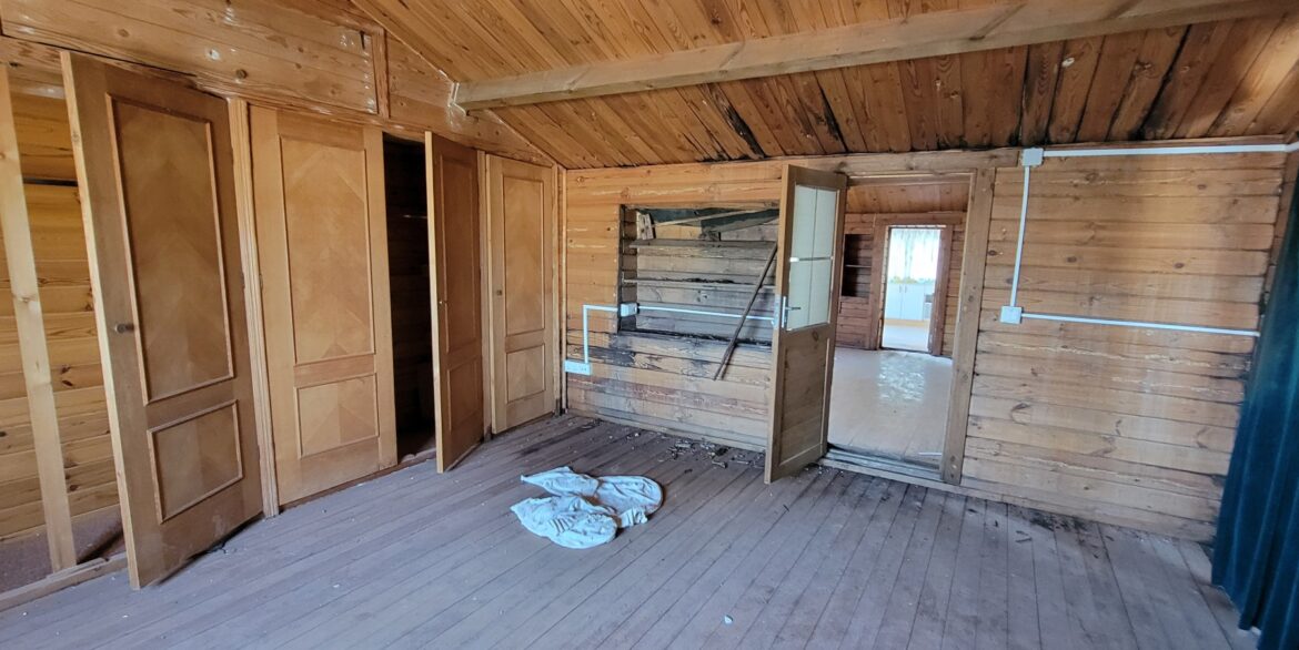 o_1i2ekj1lg14sehli1v221v2in7c3h