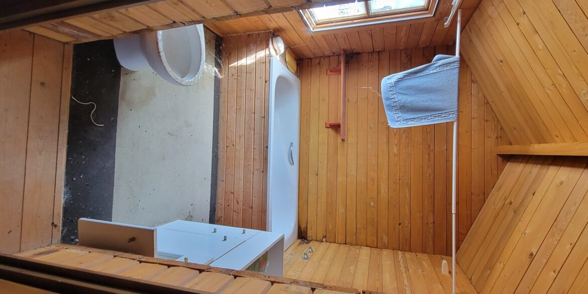 o_1i2ekj1lg1kg412qa1bpr3sqvl63j