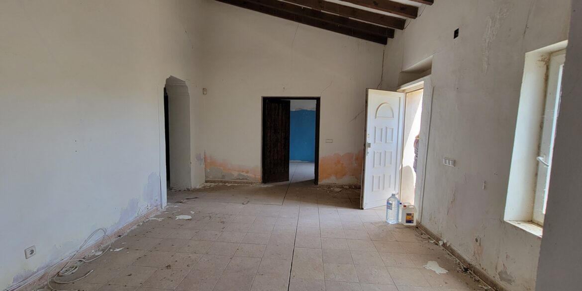 o_1i2ekj1lgdc1kc719ju18ncde831