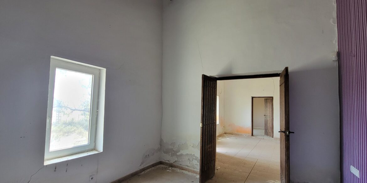 o_1i2ekj1lge8d1qt8lpb9a5l4h2v