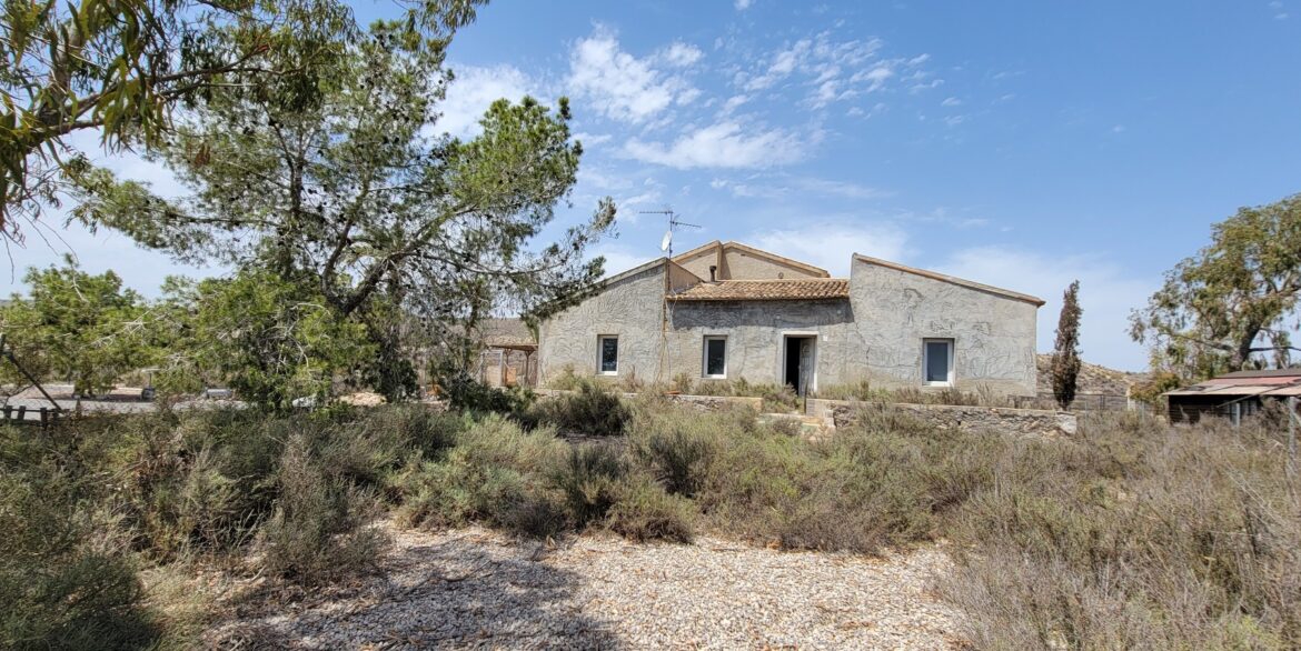 o_1i2ekj1lgo4ccafqob58r3bi3s