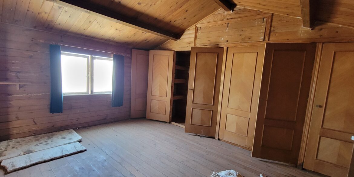 o_1i2ekj1lgsa11gotcv416tm13b53k