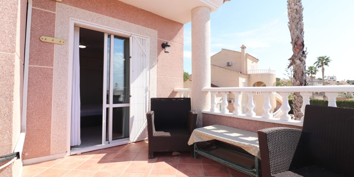 o_1i46jpv6g1foa1dbvk961km4cuu3q