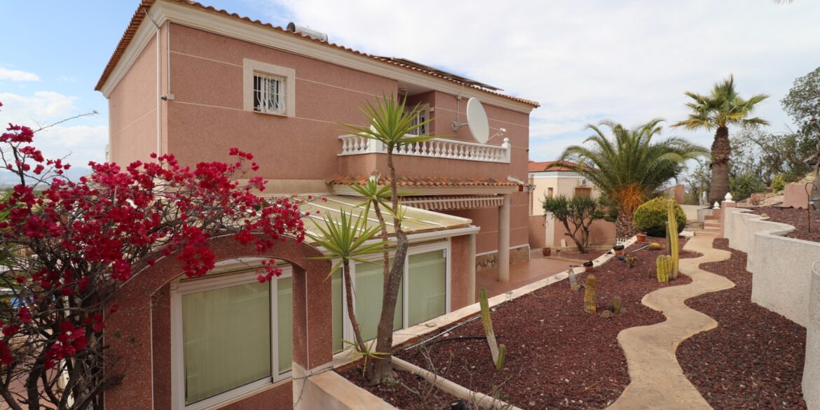 o_1i46jpv6gbeb1dfnvpijv617qo3s