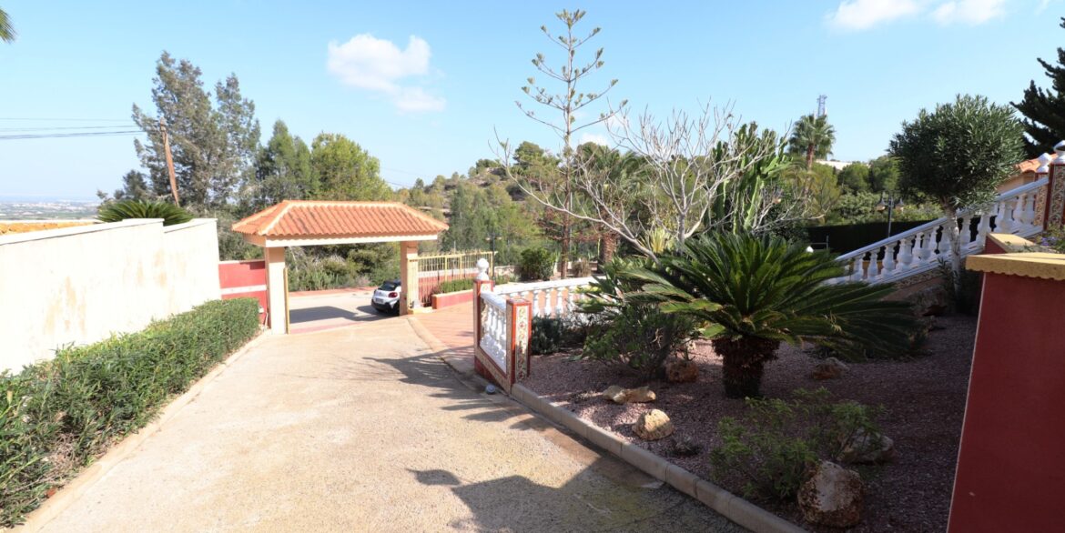 o_1idn0nmhm11pt1b8v1dno1p2610m144