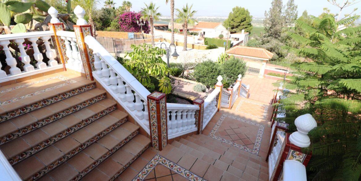 o_1idn0nmhm1rbu8j41lqv1dnp114445