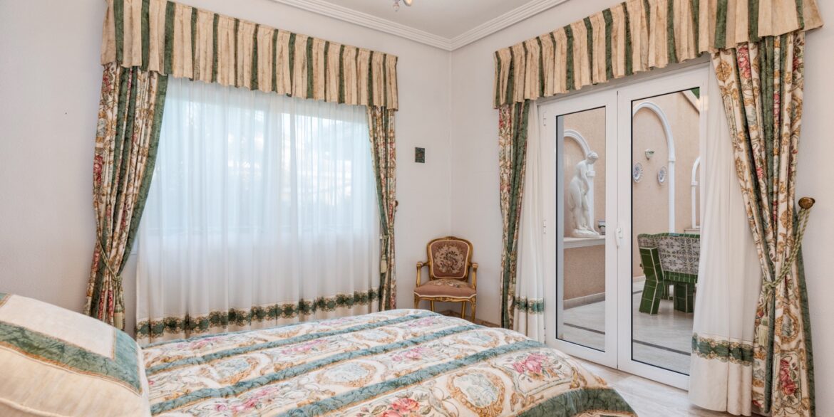 o_1ii9d40eg1k8k1m7v1moh19j2be64h