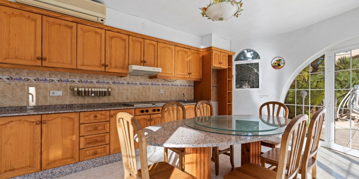 o_1ii9d40eg1qcr1msl1rdl10eatdi3s