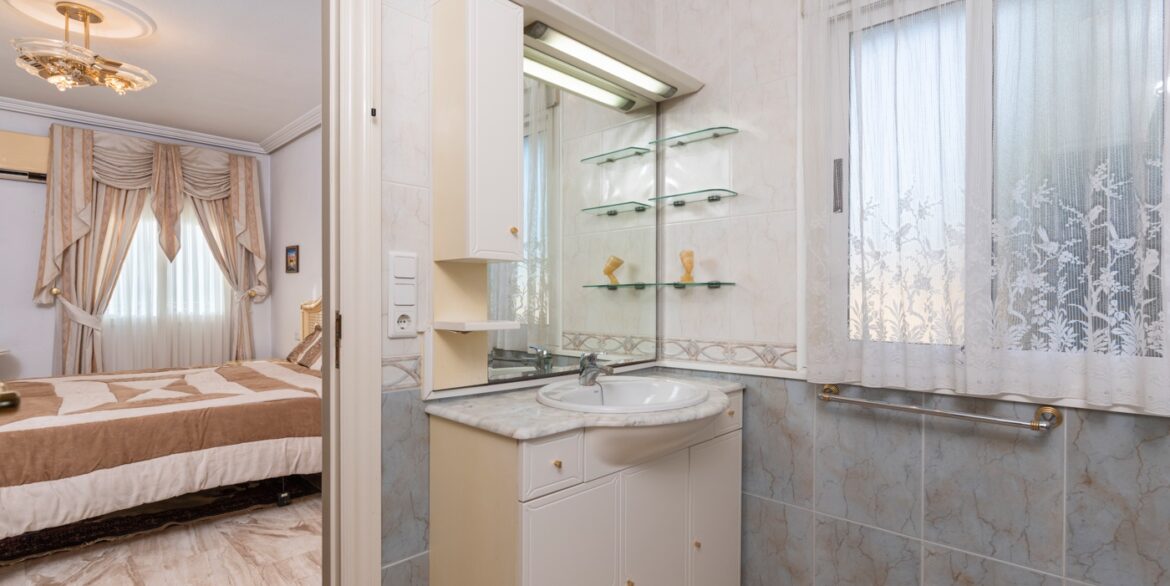 o_1ii9d40egb9gju246814lo18ca52