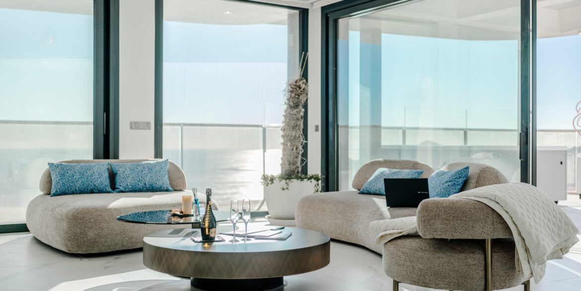 o_1iipmid89ppce646r81v66128l4o