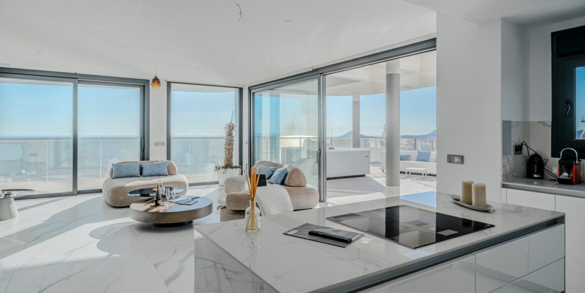 o_1iipmid8a1ku1ohp135q2o9157f57