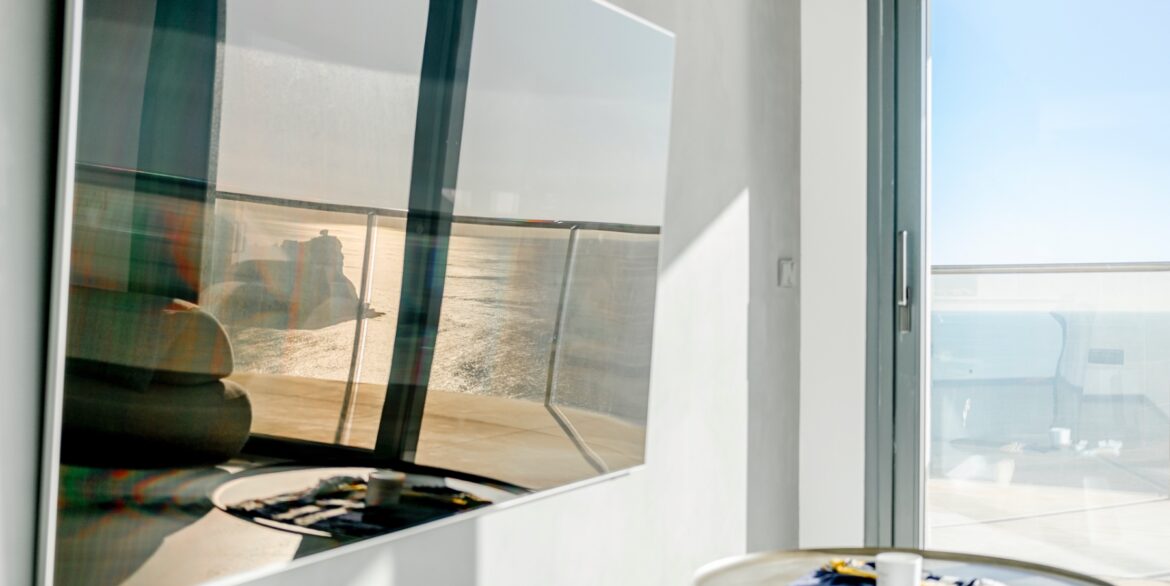 o_1iipmid8auo11mnfcestiadan56