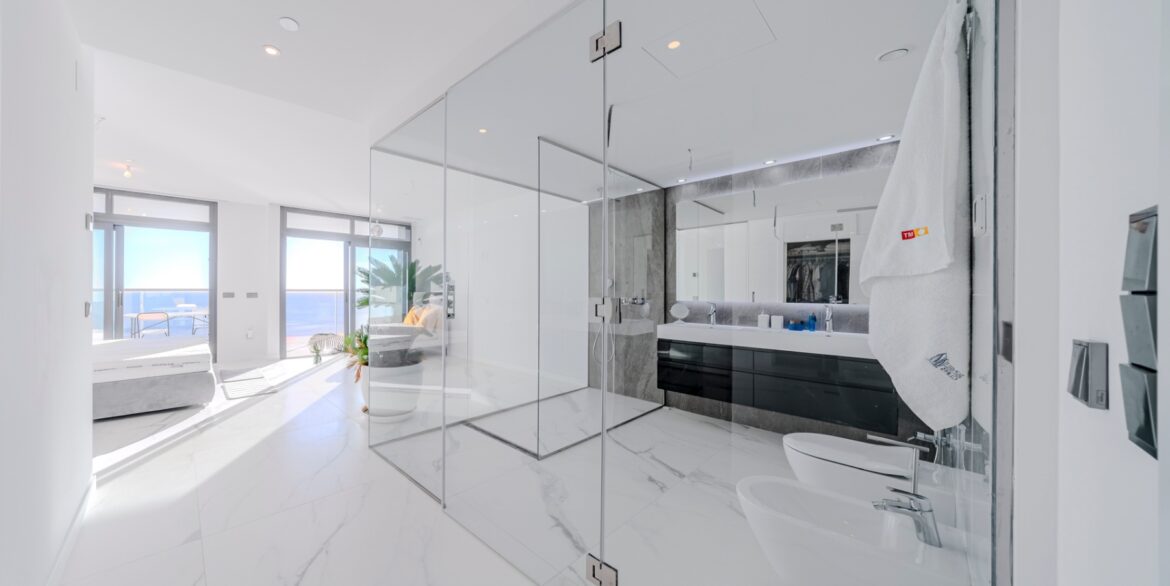 o_1iipmid8b1sec6f2vesacjqlf5o