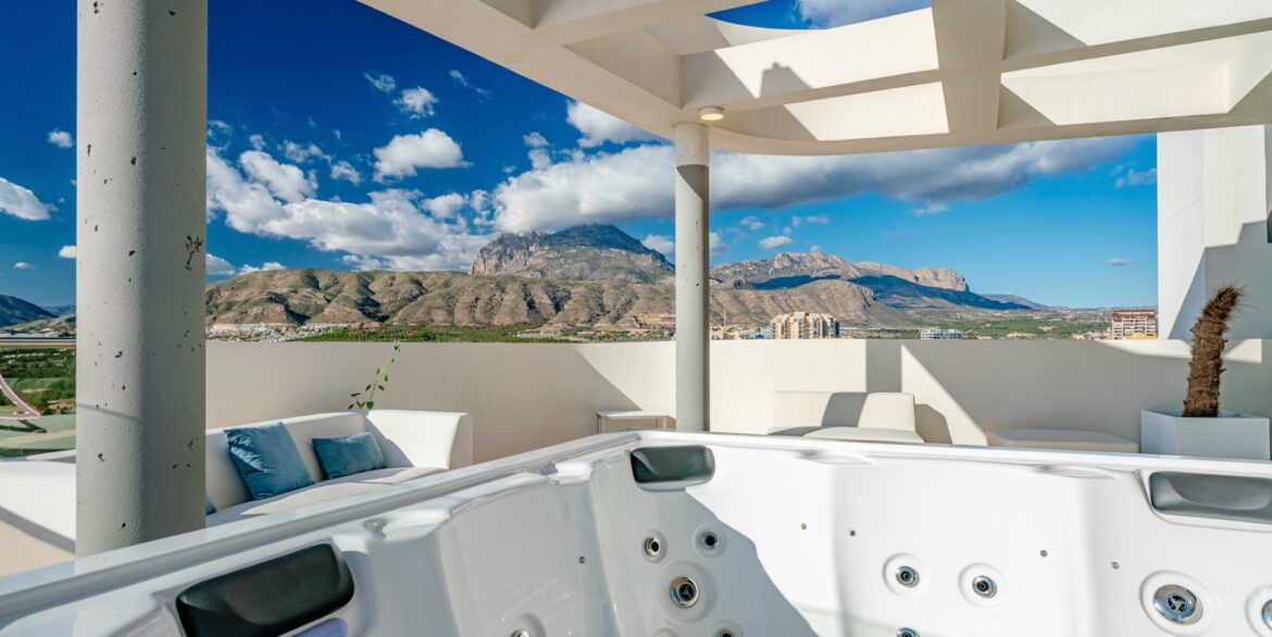 o_1iipmid8ctvpvgbtfk175v10il61