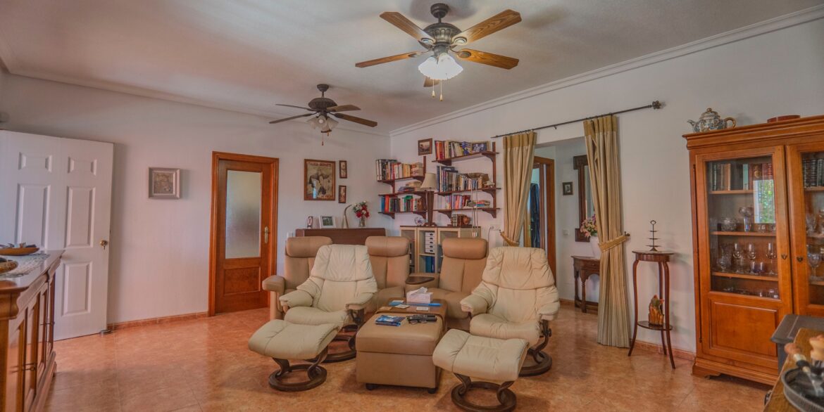 o_1iiu07php1das158t1j39nr71koa2v