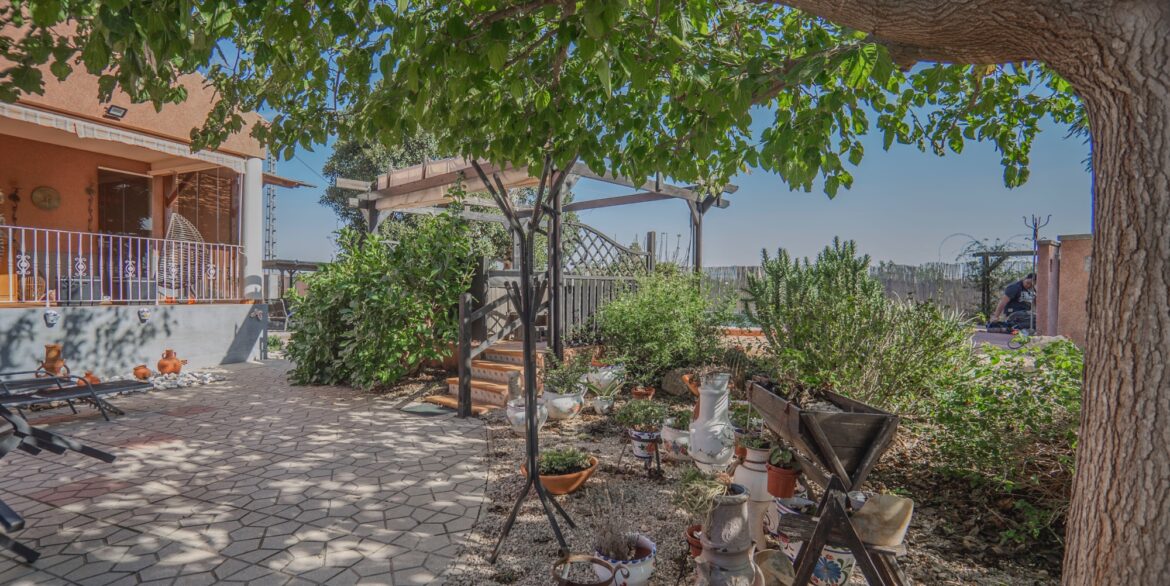 o_1iiu07php1mudep21dartjdc753j