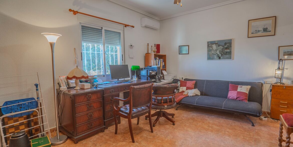 o_1iiu07php1te6qls1i63e4moff3h