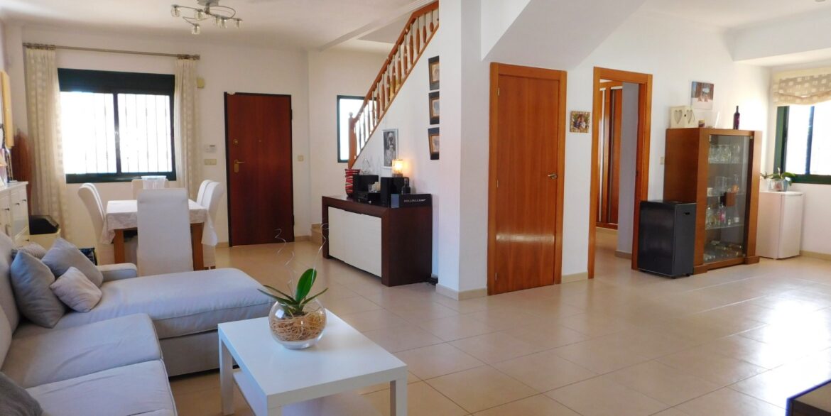 o_1ikf03fn014141of1h5o1to61dlb2v