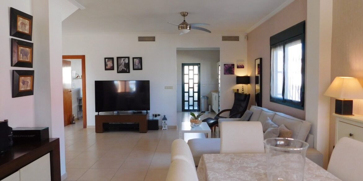 o_1ikf03fn01p7l138tmlu39mi0e2t