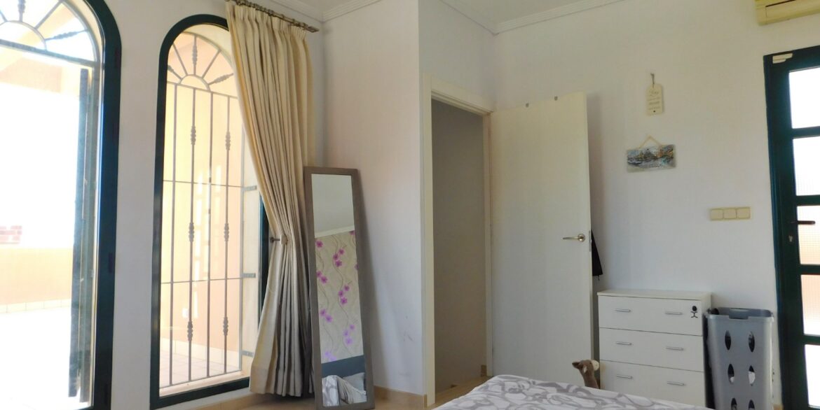 o_1ikf03fn118810rf10jl2c6gne3h