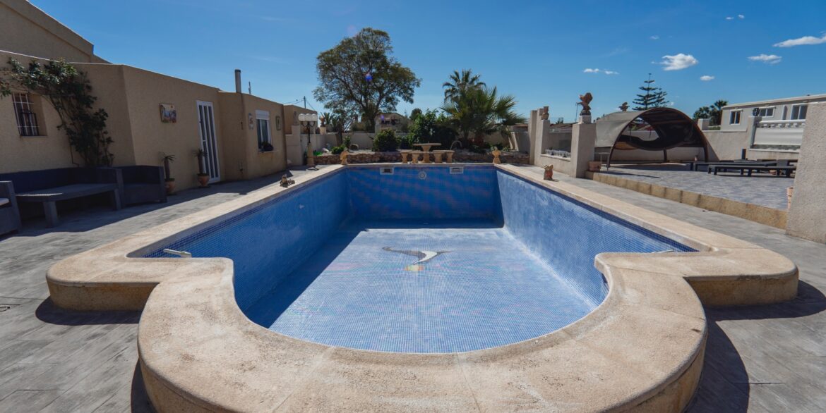 o_1il6hinja1c5j5tq1grav2tche4t