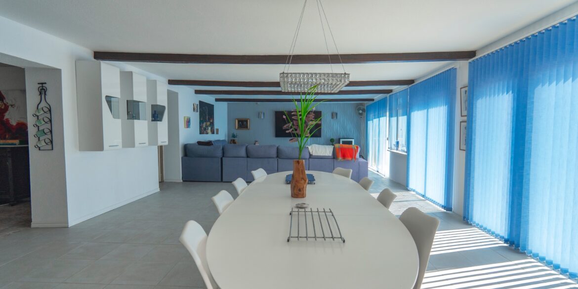 o_1il6hinjb1mf11ad71j4gjq0b3j63