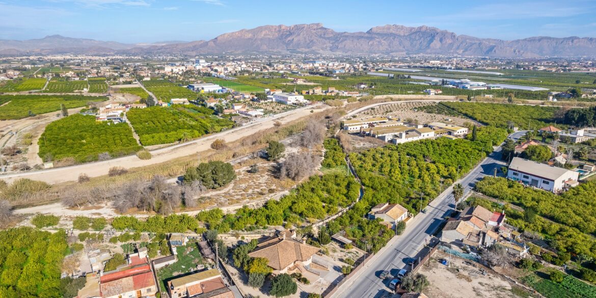 o_1ilvhg0pr10251k3b11bh8324134e